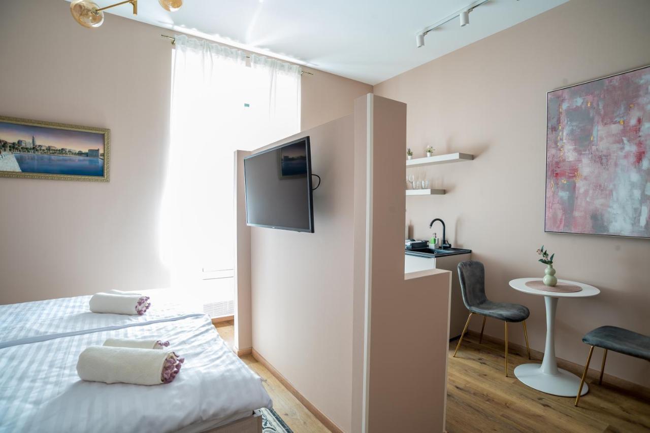 Center De Lux Studios “ Zara “ Split Extérieur photo